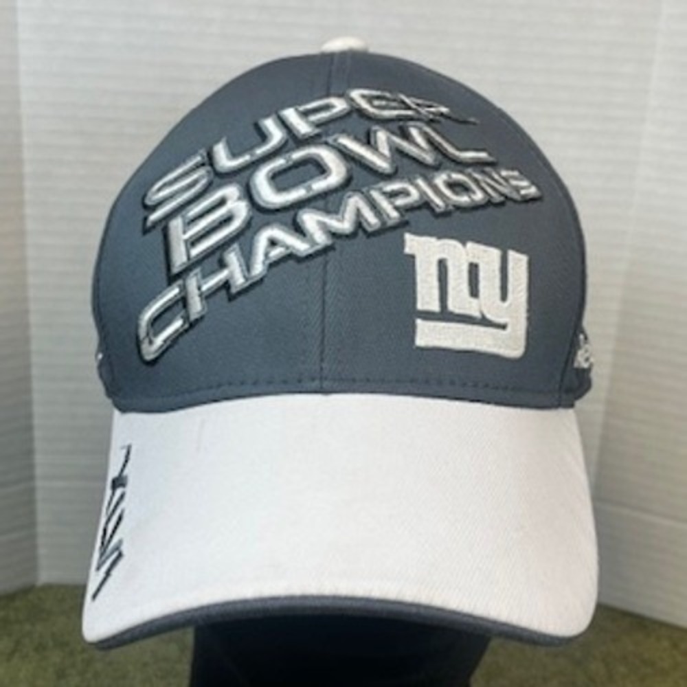 New York Giants Super Bowl XLVI Champions Reebok Onfield Hat Flex Fit Gray White